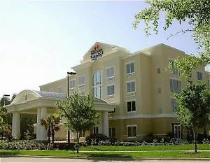 Holiday Inn Express Hotel & Suites Ottawa Airport By Ihg
