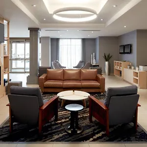 Hotel Fairfield & By Marriott Montreal Airport